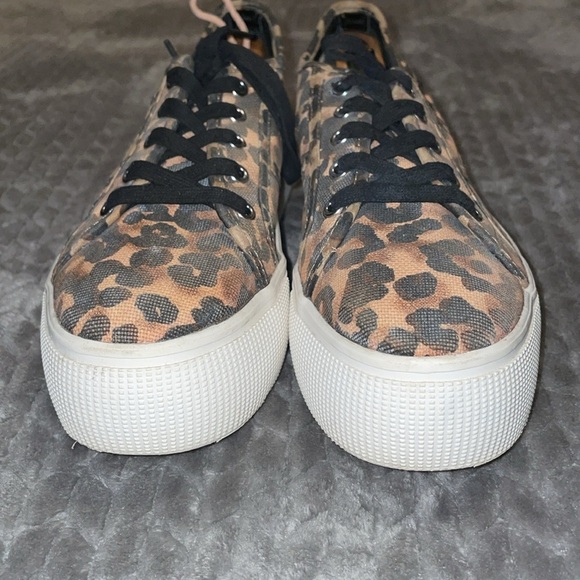 Steve Madden Leopard Print Platform Sneakers. Size 9.5. EMMI. - Picture 4 of 8